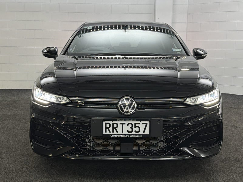 2026 Volkswagen Golf 8.5 R-LINE image 3