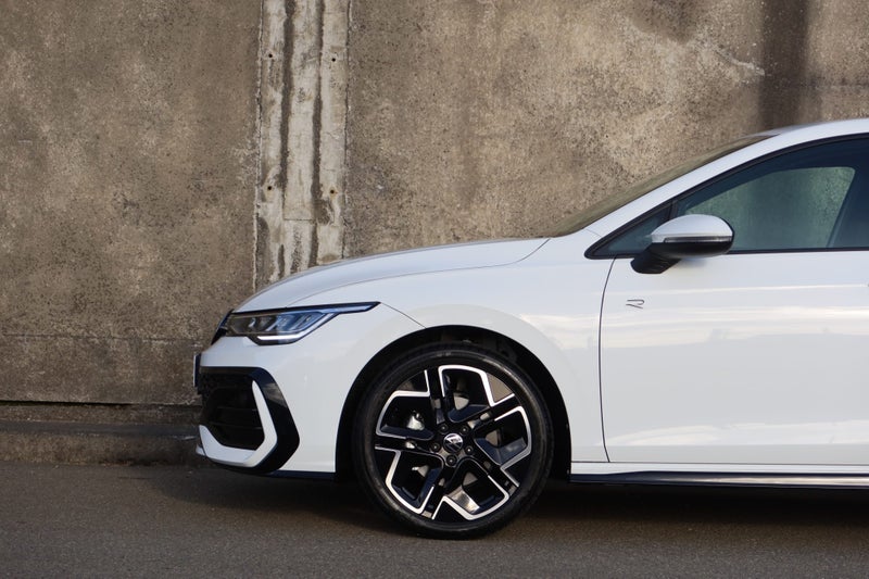 2026 Volkswagen Golf 8.5 R-Line image 4