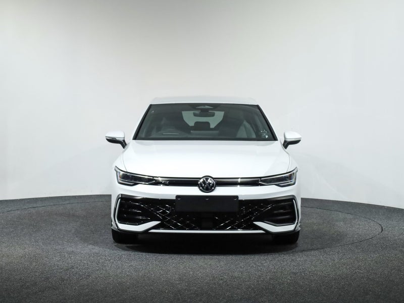 2026 Volkswagen Golf 8.5 R-Line Touring 110kW image 2