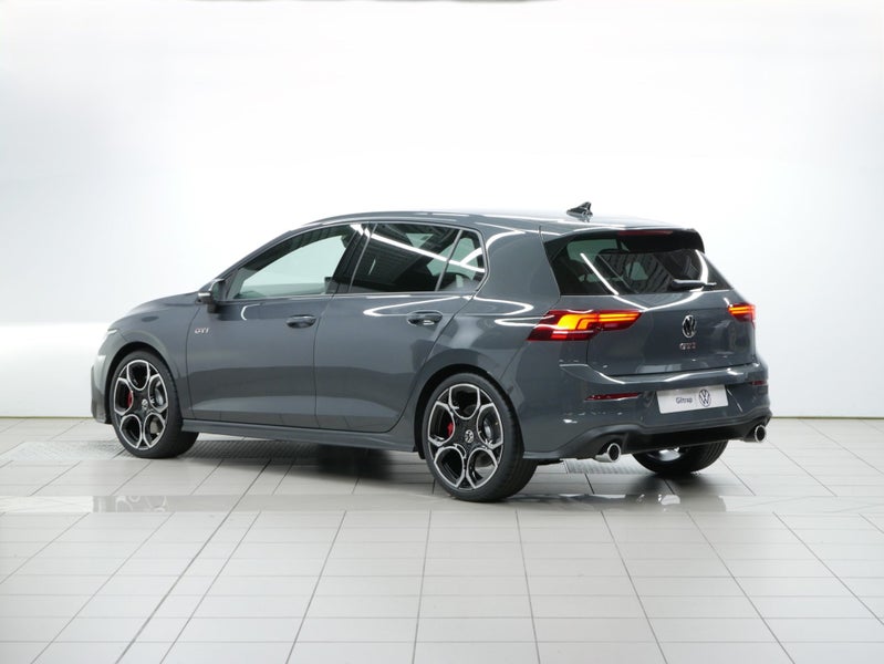 2026 Volkswagen Golf GTI image 3