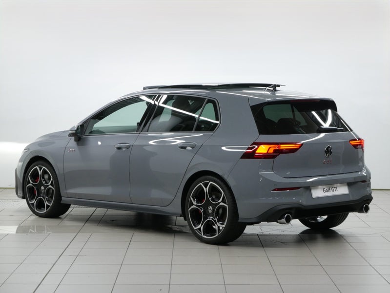 2026 Volkswagen Golf GTI DSG image 3