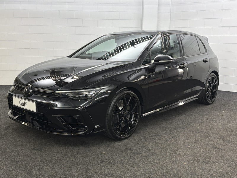 2026 Volkswagen Golf R 8.5 image 2