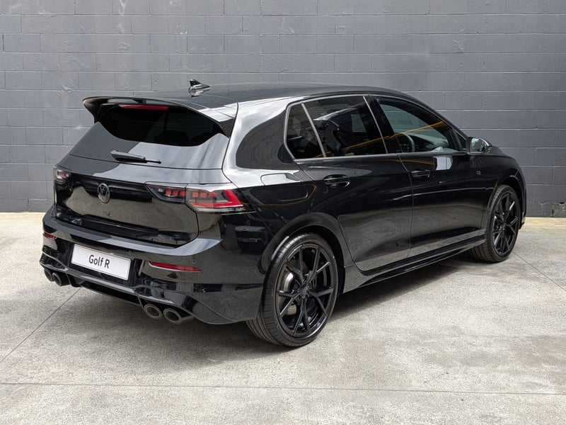 2026 Volkswagen Golf R image 5