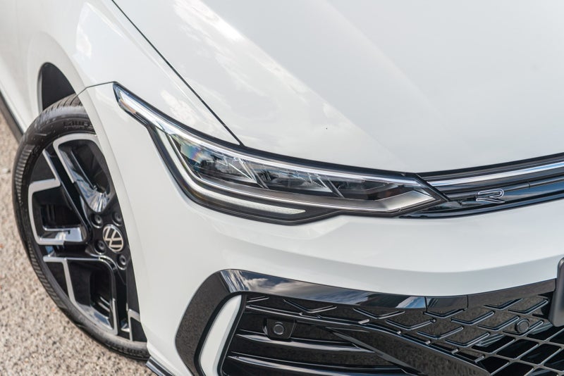 2026 Volkswagen Golf R-Line 1.4 TSI image 3