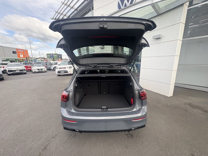 2026 Volkswagen Golf R-Line 1.4T image 5