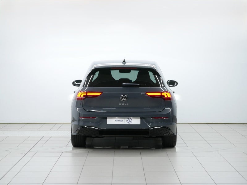 2026 Volkswagen Golf R-Line image 4