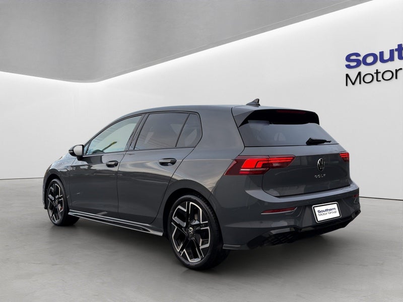 2026 Volkswagen Golf R-Line image 5