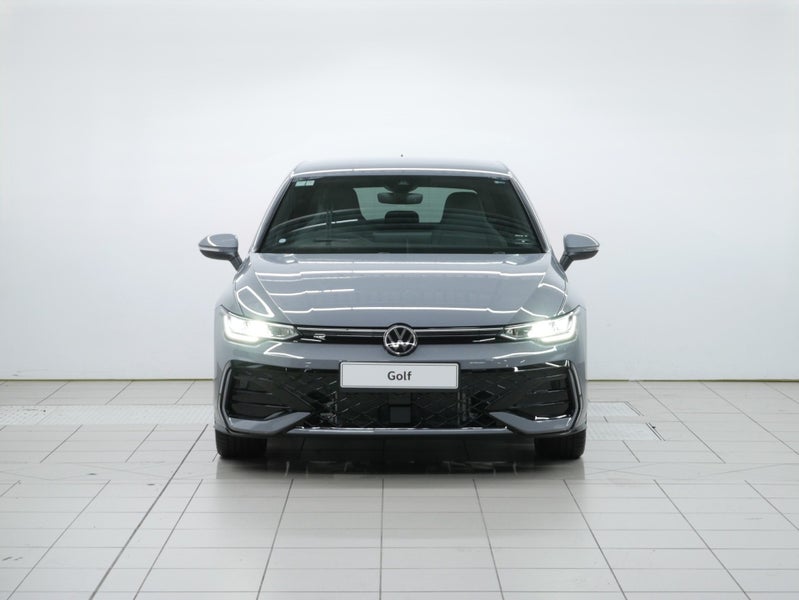 2026 Volkswagen Golf R-Line image 2