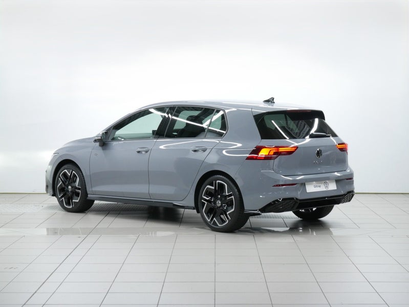 2026 Volkswagen Golf R-Line image 3