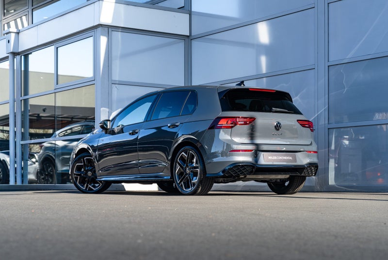 2026 Volkswagen Golf R-Line Touring Facelift 11... image 5