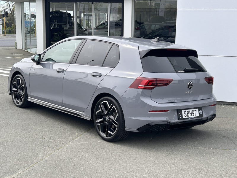 2026 Volkswagen Golf R-Line Touring Package 1.4... image 3