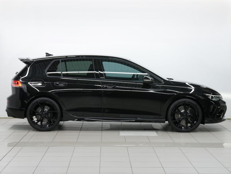 2026 Volkswagen Golf R Touring Black Package image 5