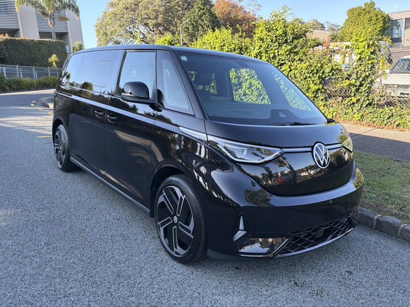 2026 Volkswagen ID. Buzz GTX image 2