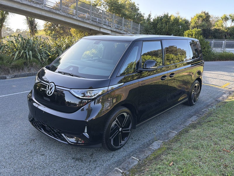 2026 Volkswagen ID. Buzz GTX image 4