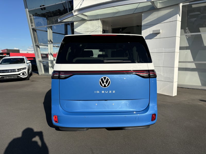 2026 Volkswagen ID. Buzz LWB 91KWh/EV/FD image 4