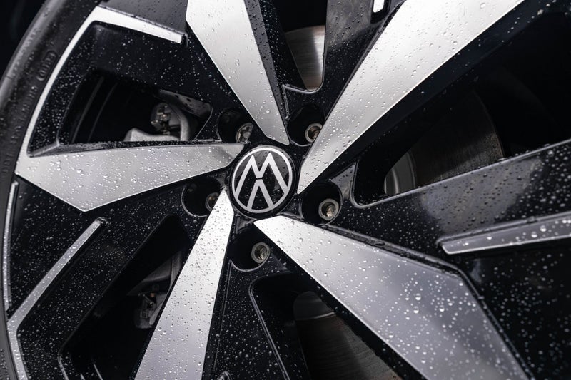 2026 Volkswagen ID.4 GTX EV 250kW Dual Motor 4W... image 5