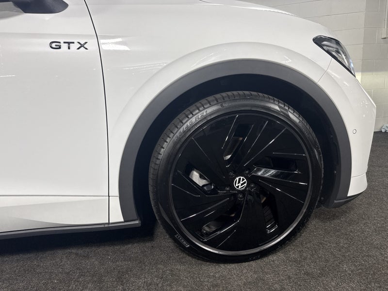 2026 Volkswagen ID.5 GTX image 5