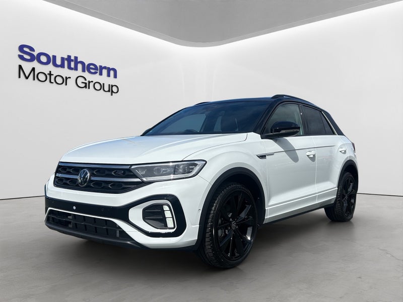 2026 Volkswagen T-Roc 2WD R-Line image 3
