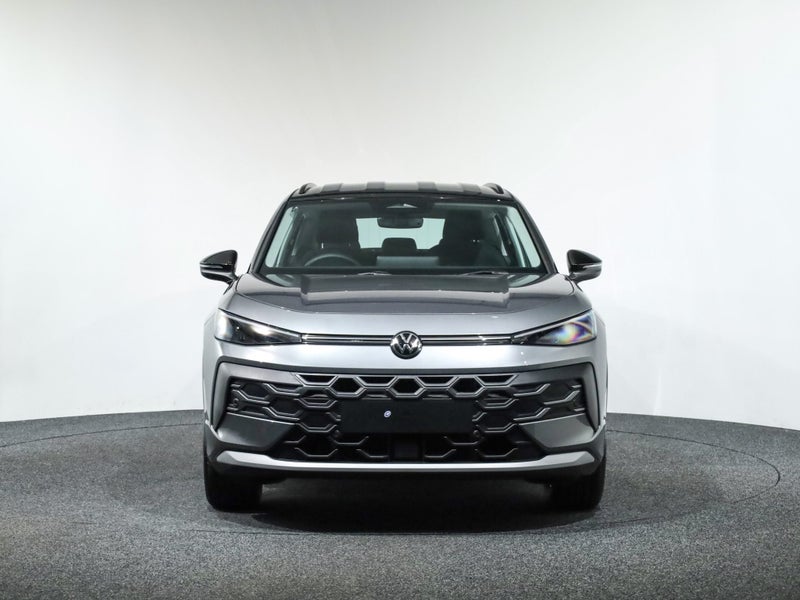 2026 Volkswagen T-Roc e-TSi Life DSG 110kW image 2