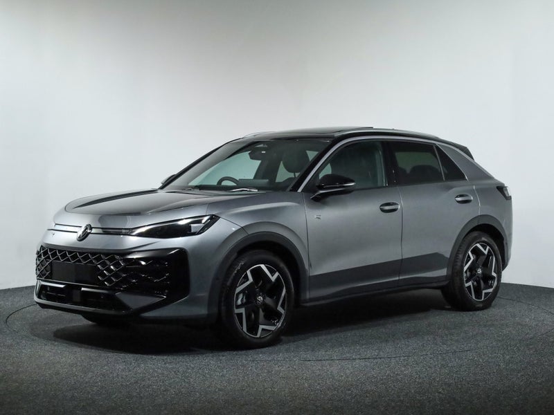 2026 Volkswagen T-Roc e-TSi R Line Touring DSG... image 4