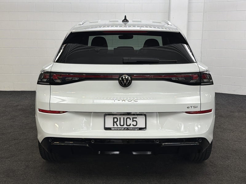 2026 Volkswagen T-Roc HYBRID | R-LINE image 5