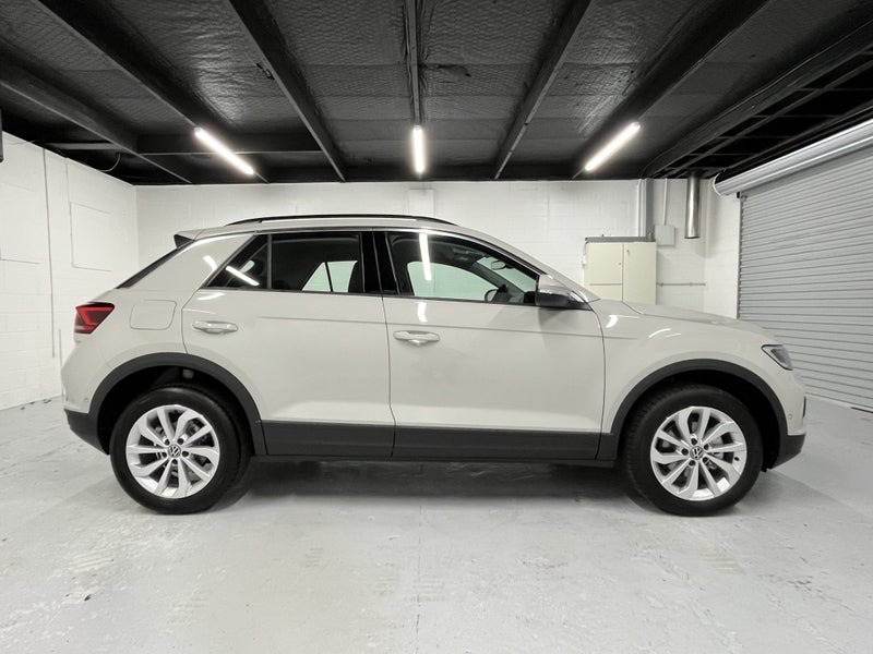 2026 Volkswagen T-Roc Life 1.4 image 5