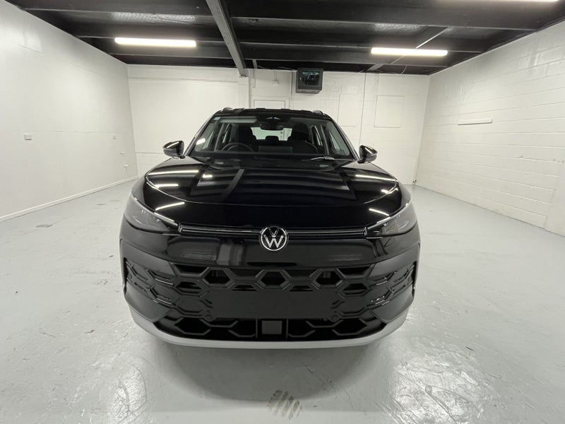 2026 Volkswagen T-Roc Life 1.5 eTSI image 2
