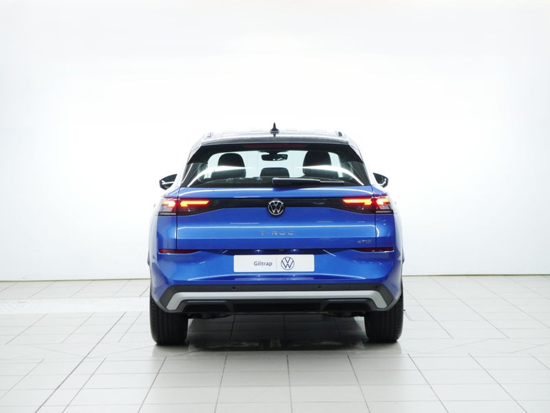 2026 Volkswagen T-Roc Life image 4