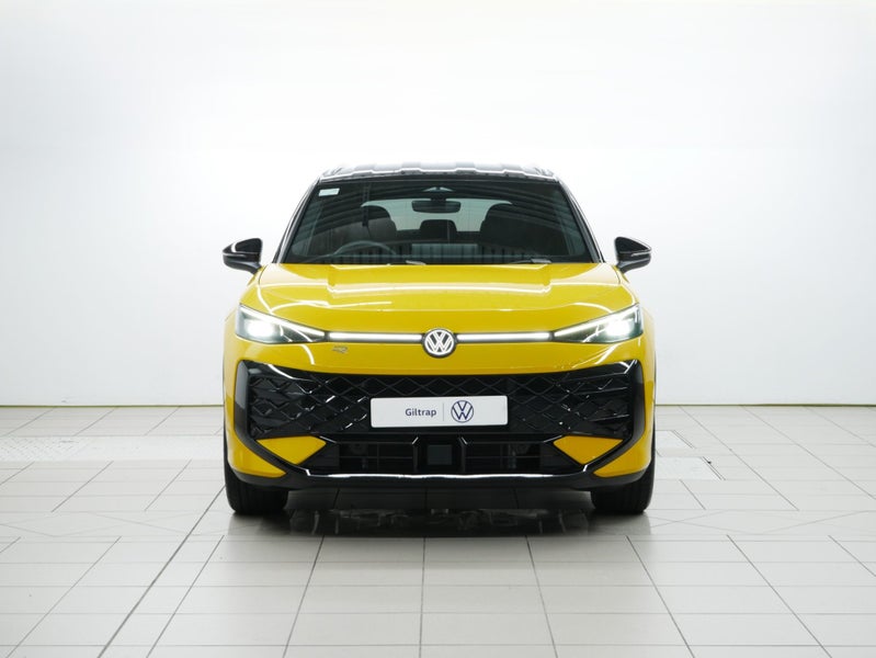 2026 Volkswagen T-Roc R-Line image 2