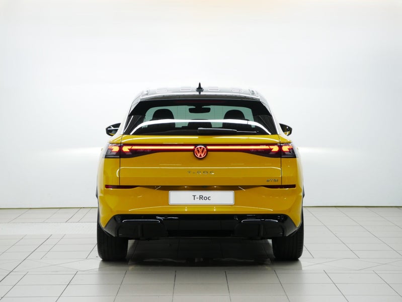 2026 Volkswagen T-Roc R-Line image 4