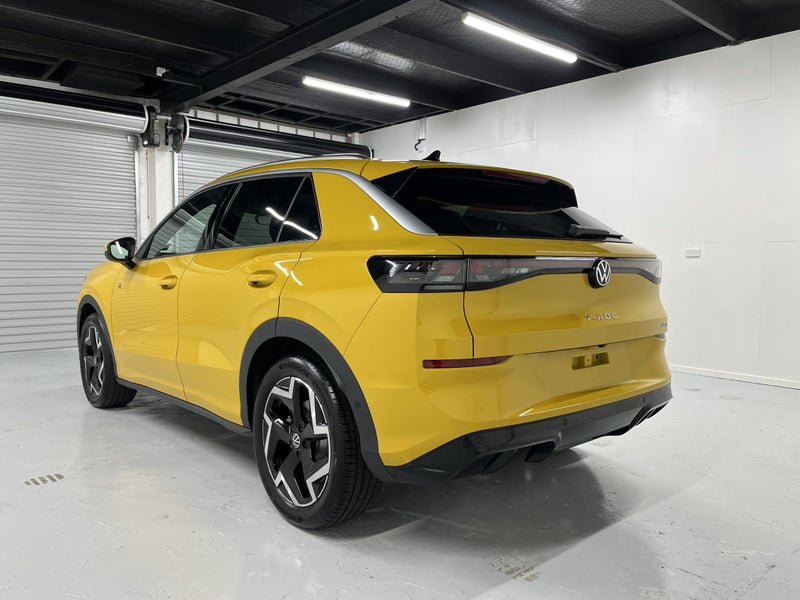 2026 Volkswagen T-Roc R-Line 1.5 eTSI image 5
