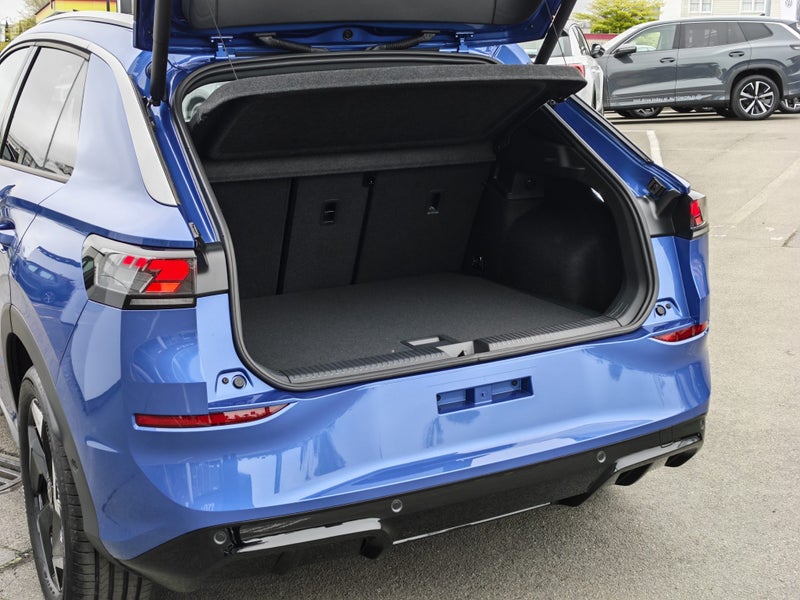 2026 Volkswagen T-Roc R-Line 1.5Pmht/7At Tourin... image 5