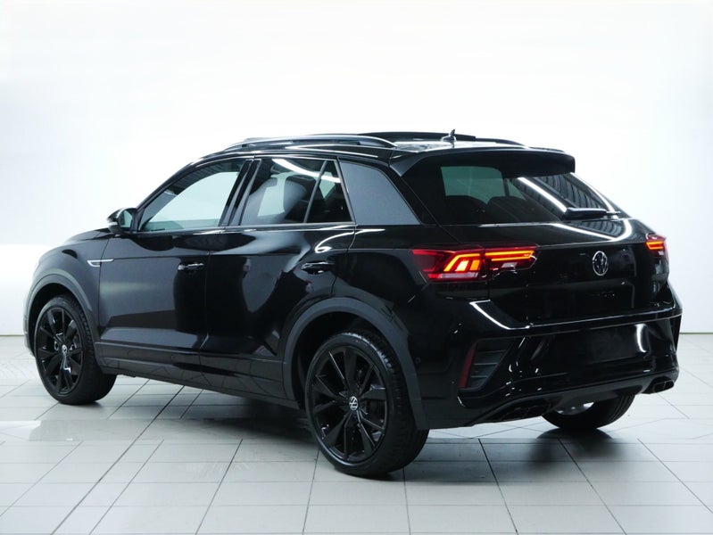 2026 Volkswagen T-Roc R-Line image 4