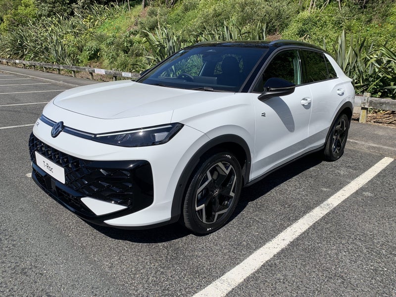 2026 Volkswagen T-Roc R-Line image 3