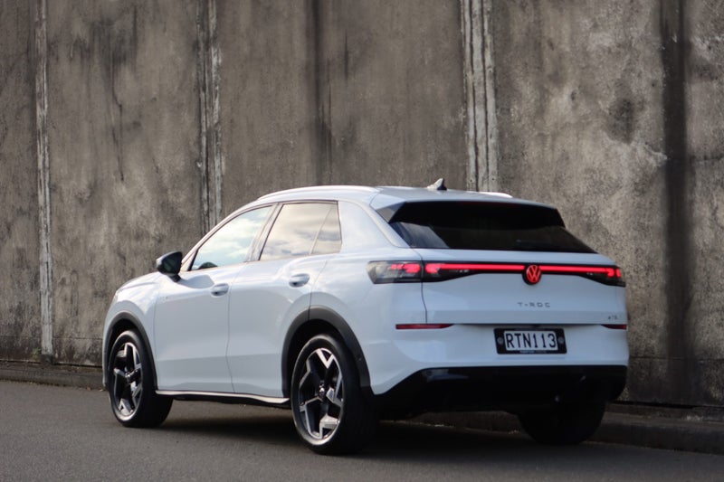 2026 Volkswagen T-Roc R-Line image 5