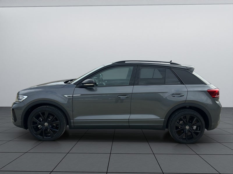 2026 Volkswagen T-Roc R-Line image 2