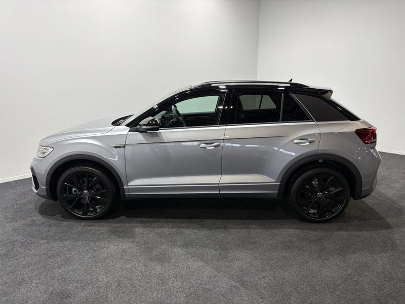 2026 Volkswagen T-Roc R/Line 2WD image 4