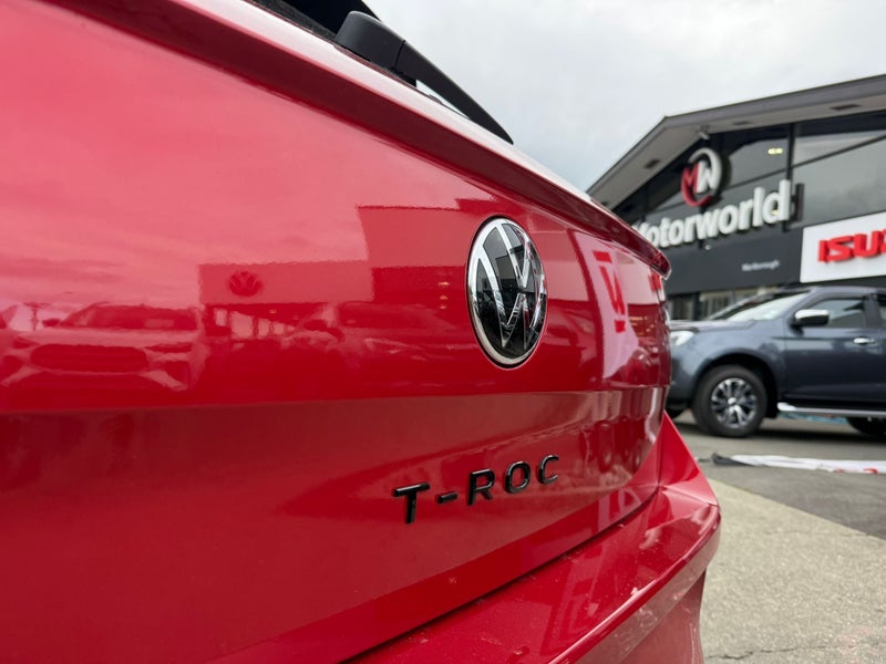 2026 Volkswagen T-Roc R-LINE 2WD 1.4PT - image 5
