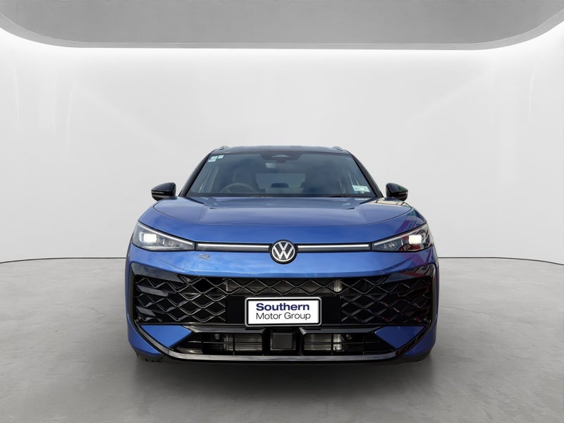 2026 Volkswagen T-Roc R-Line image 2