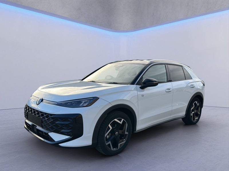 2026 Volkswagen T-Roc R-Line image 5