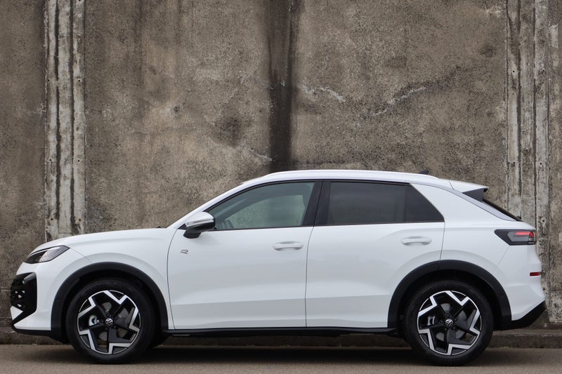 2026 Volkswagen T-Roc R-Line image 5