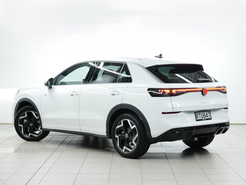 2026 Volkswagen T-Roc R-Line image 3