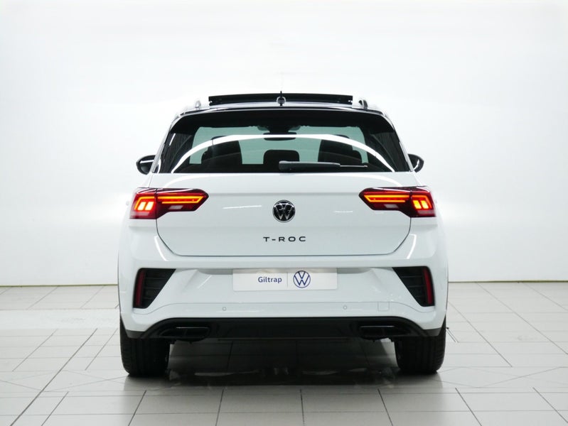 2026 Volkswagen T-Roc R-Line image 4