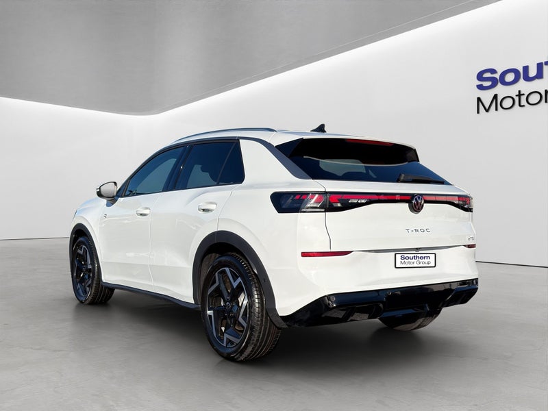 2026 Volkswagen T-Roc R-Line image 5