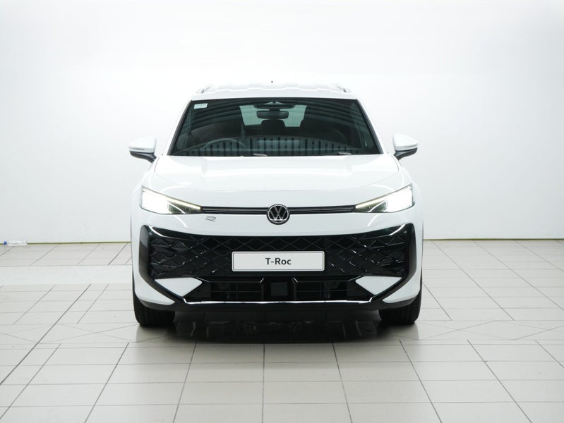 2026 Volkswagen T-Roc R-Line image 2