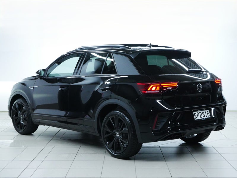 2026 Volkswagen T-Roc R-Line image 4
