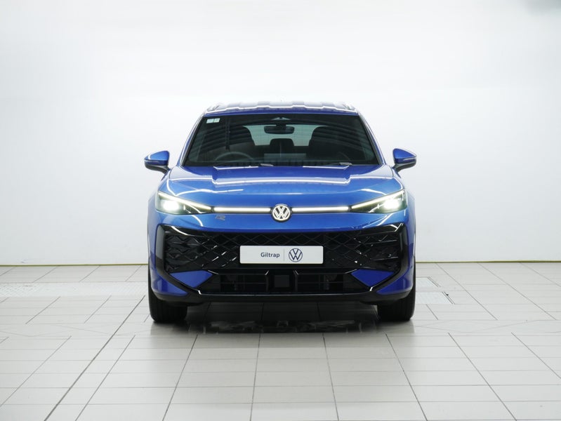 2026 Volkswagen T-Roc R-Line image 2
