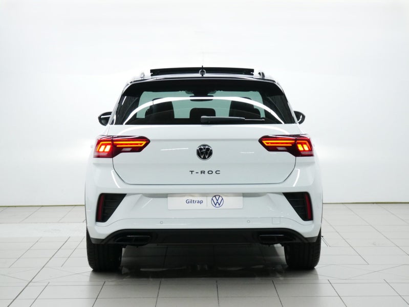 2026 Volkswagen T-Roc R-Line image 4