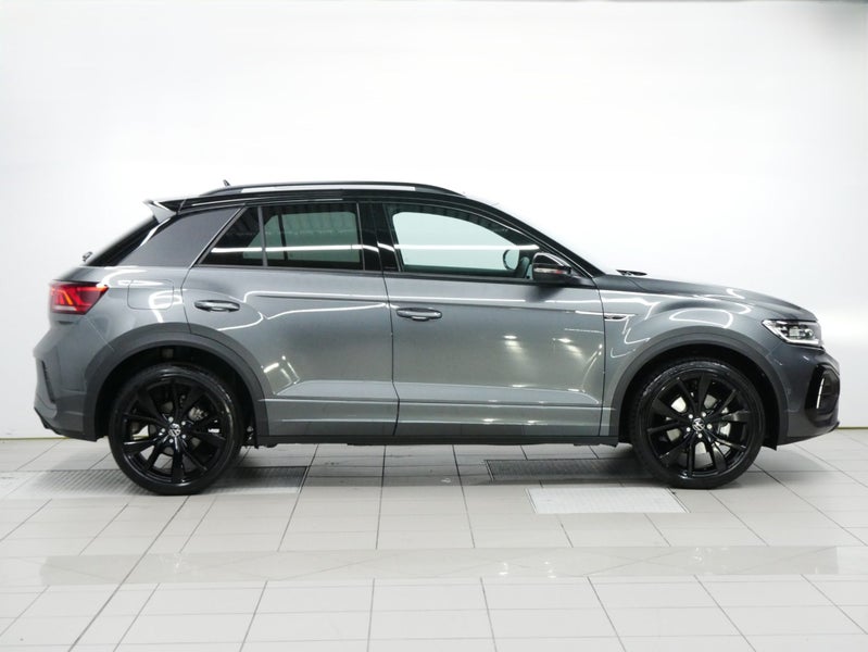 2026 Volkswagen T-Roc R-Line image 5