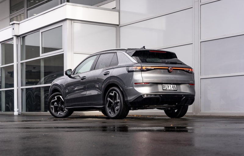 2026 Volkswagen T-Roc R-Line Launch Edition 1.5... image 3